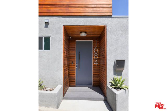 1684 Rotary Drive, Los Angeles, CA 90026