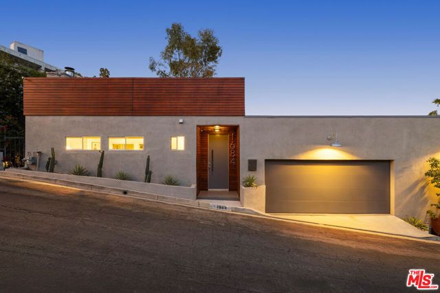 1684 Rotary Drive, Los Angeles, CA 90026