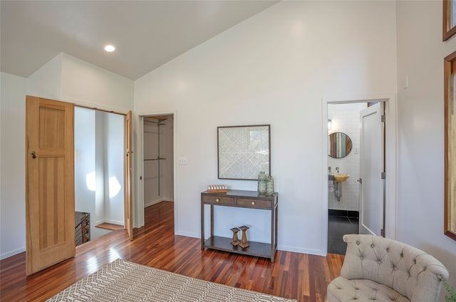 8738 Hamlet Avenue S, Seattle, WA 98118