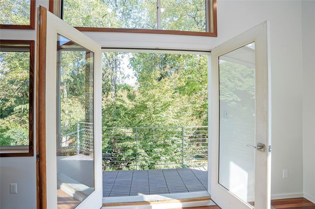 8738 Hamlet Avenue S, Seattle, WA 98118