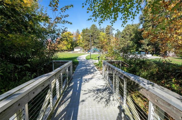 8738 Hamlet Avenue S, Seattle, WA 98118