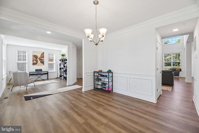 6807 FOUNTAIN PARK DR, Glenn Dale, MD 20769