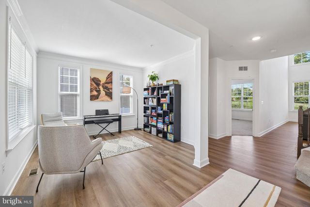 6807 FOUNTAIN PARK DR, Glenn Dale, MD 20769
