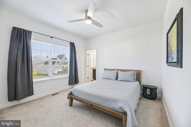 6807 FOUNTAIN PARK DR, Glenn Dale, MD 20769