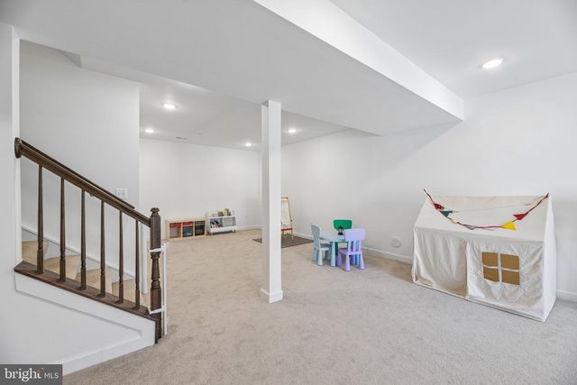 6807 FOUNTAIN PARK DR, Glenn Dale, MD 20769