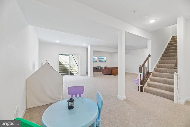 6807 FOUNTAIN PARK DR, Glenn Dale, MD 20769