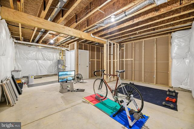 6807 FOUNTAIN PARK DR, Glenn Dale, MD 20769