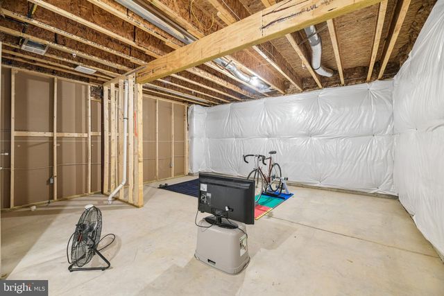 6807 FOUNTAIN PARK DR, Glenn Dale, MD 20769