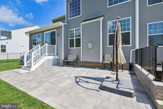 6807 FOUNTAIN PARK DR, Glenn Dale, MD 20769