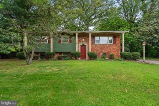 6 BOJAN CT, Millersville, MD 21108