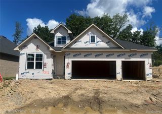 7832 Trailside Court, West Bloomfield Charter Township, MI 48323