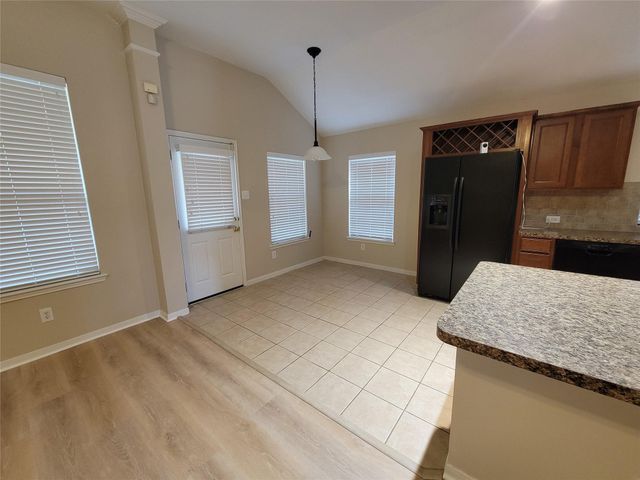 15126 Summer Sunset Drive, Humble, TX 77396