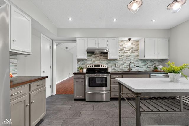 12764 Charing Cross Road, Carmel, IN 46033