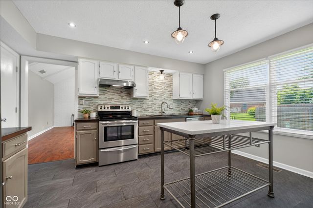 12764 Charing Cross Road, Carmel, IN 46033