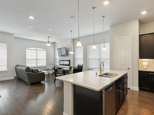 2813 Troutt Drive, Carrollton, TX 75010