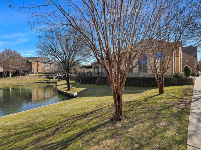2813 Troutt Drive, Carrollton, TX 75010