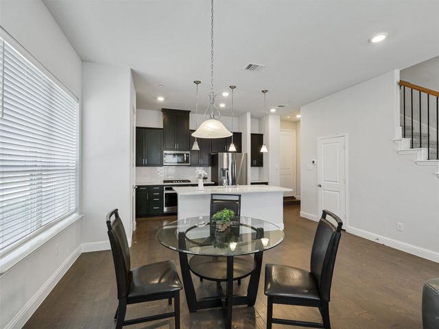 2813 Troutt Drive, Carrollton, TX 75010