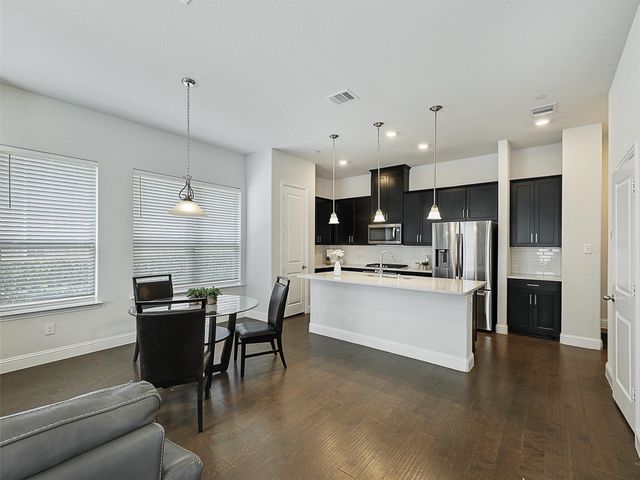 2813 Troutt Drive, Carrollton, TX 75010