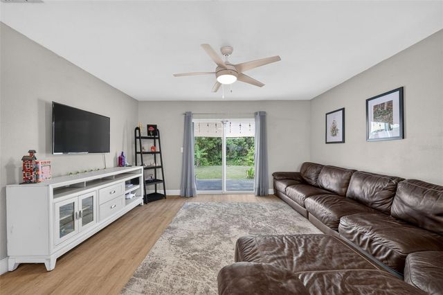 9 FRESHWATER DRIVE, Palm Harbor, FL 34684