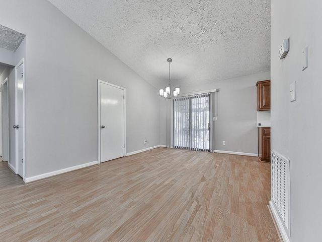 5506 Vaughn Road, Woodstock, GA 30188