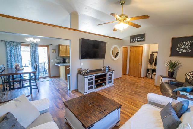 1945 Bedford Court, Huntington, IN 46750