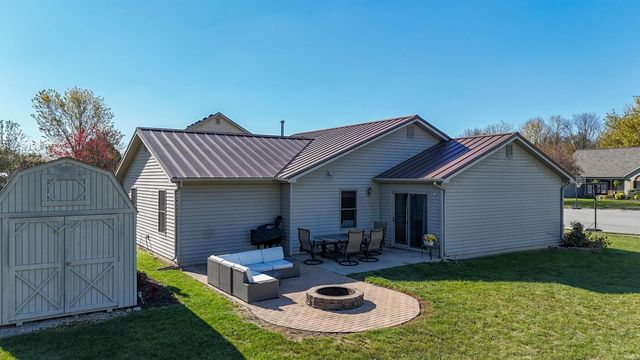 1945 Bedford Court, Huntington, IN 46750