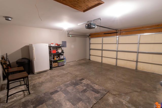 1945 Bedford Court, Huntington, IN 46750