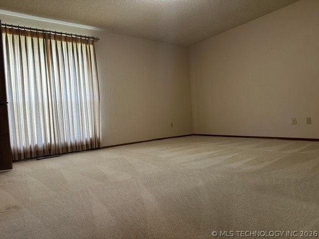 6365 S 85th East Avenue, Tulsa, OK 74133