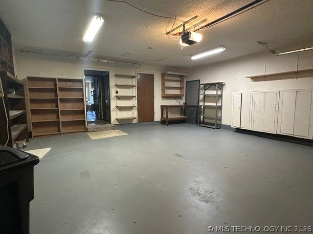 6365 S 85th East Avenue, Tulsa, OK 74133
