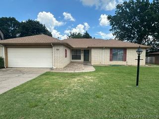 6365 S 85th East Avenue, Tulsa, OK 74133