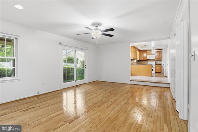 5902 6TH ST S, Falls Church, VA 22041