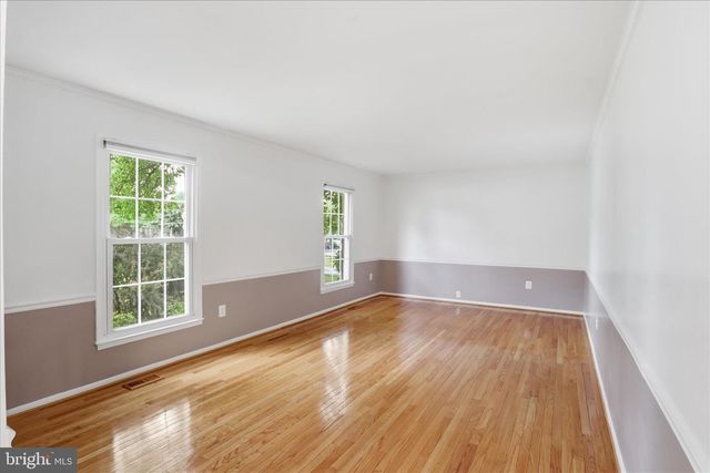 5902 6TH ST S, Falls Church, VA 22041