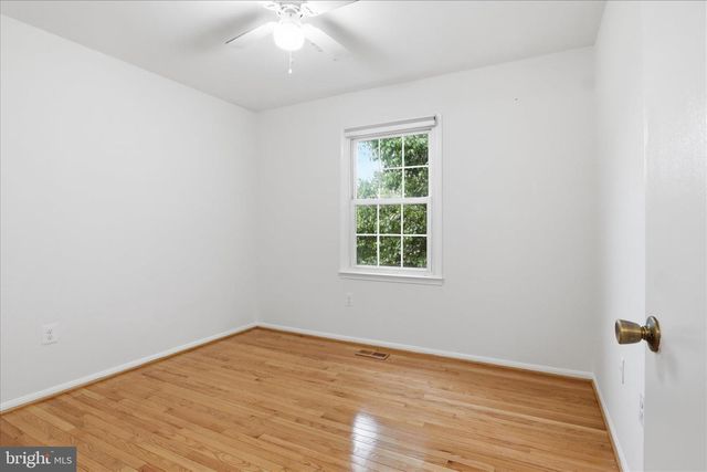 5902 6TH ST S, Falls Church, VA 22041