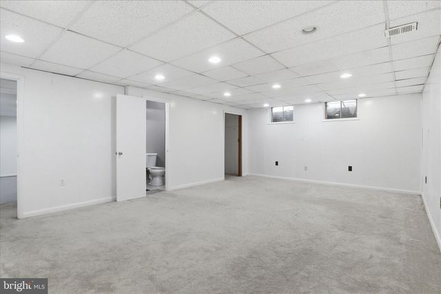 5902 6TH ST S, Falls Church, VA 22041