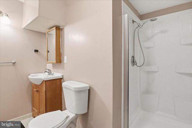 5902 6TH ST S, Falls Church, VA 22041