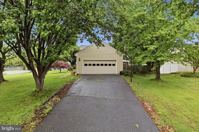 5902 6TH ST S, Falls Church, VA 22041