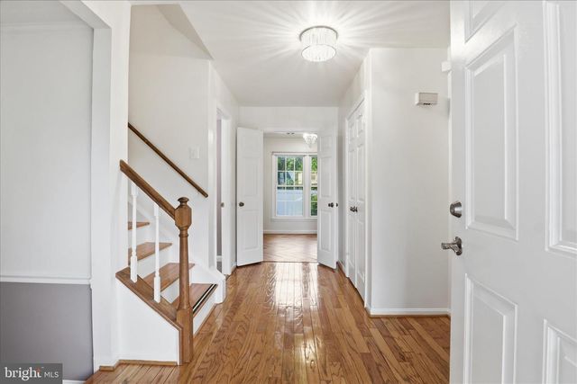 5902 6TH ST S, Falls Church, VA 22041