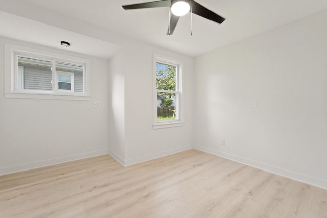 302 N West, Crown Point, IN 46307