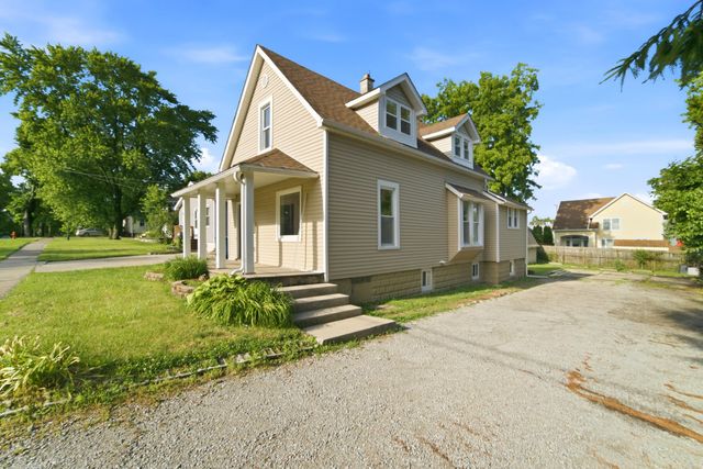 302 N West, Crown Point, IN 46307