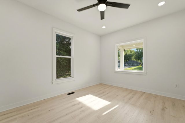 302 N West, Crown Point, IN 46307