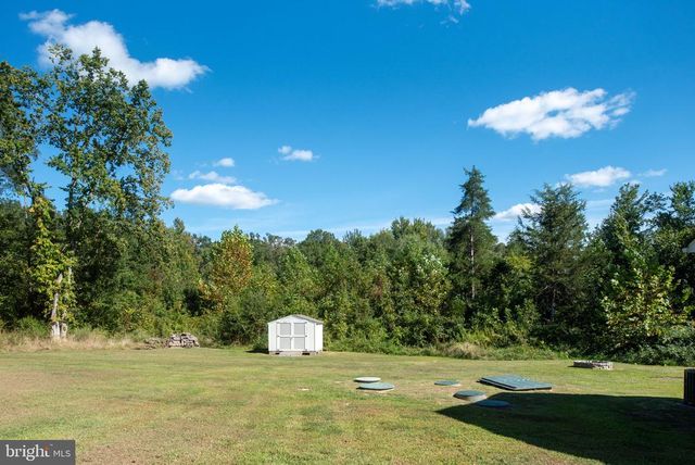 5676 BUCKNER RD, Bumpass, VA 23024