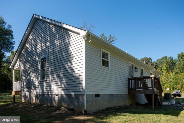 5676 BUCKNER RD, Bumpass, VA 23024