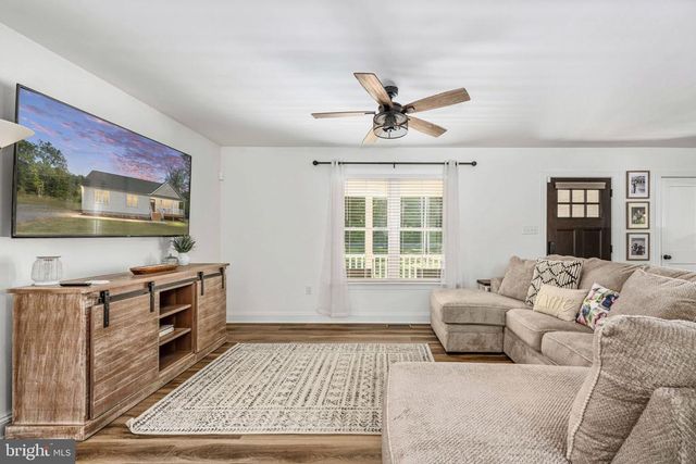 5676 BUCKNER RD, Bumpass, VA 23024