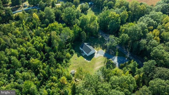 5676 BUCKNER RD, Bumpass, VA 23024