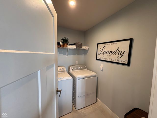 6941 E Bean Blossom Drive, Camby, IN 46113