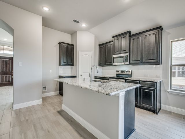 512 Redbud Drive, Royse City, TX 75189