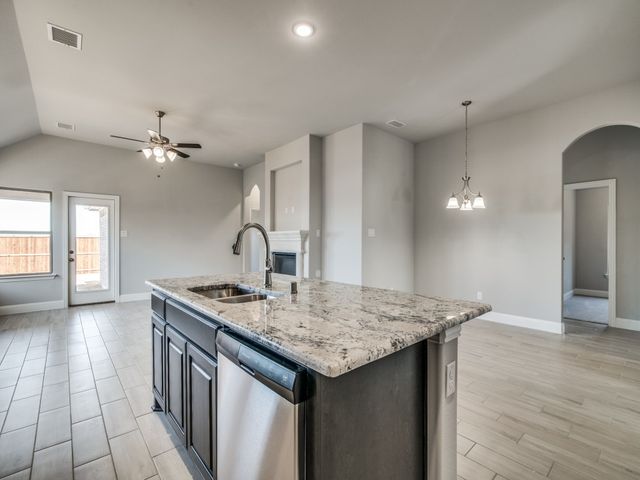 512 Redbud Drive, Royse City, TX 75189