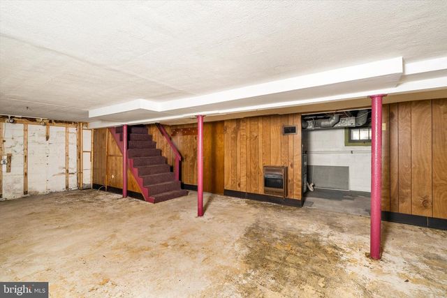 250 EDWARD AVE, Hamilton, NJ 08610