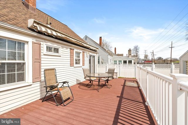 250 EDWARD AVE, Hamilton, NJ 08610