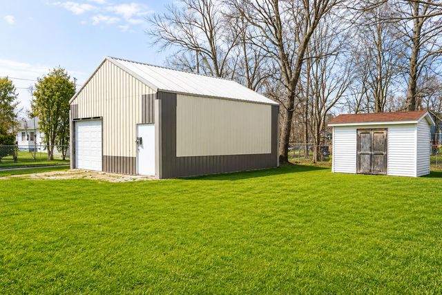 307 S East Street, Knox, IN 46534